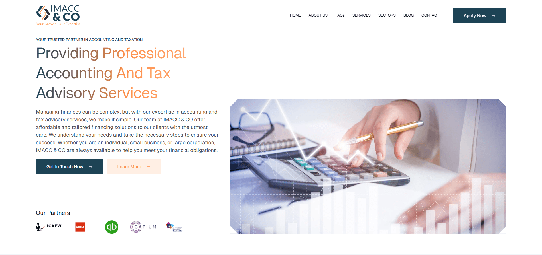 iMacc website homepage showing animated hero section and page transitions